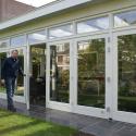 Aanbouw Velserbroek met "4-seizoenen" pui.