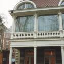 Vervangen kozijnen en hekwerk woonhuis Vondelpark te Amsterdam.